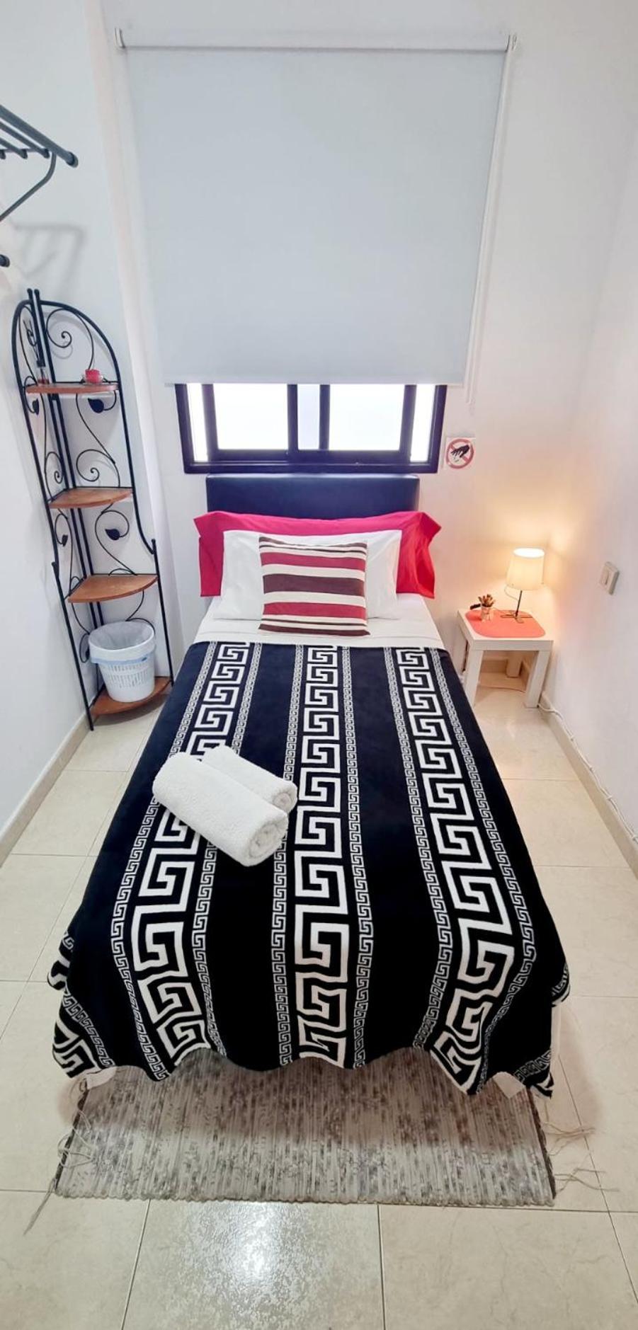 Almar We Go! Habitaciones Privadas En Alcala - Private Rooms - Pieces Privees - In Shared Apartment Exteriör bild